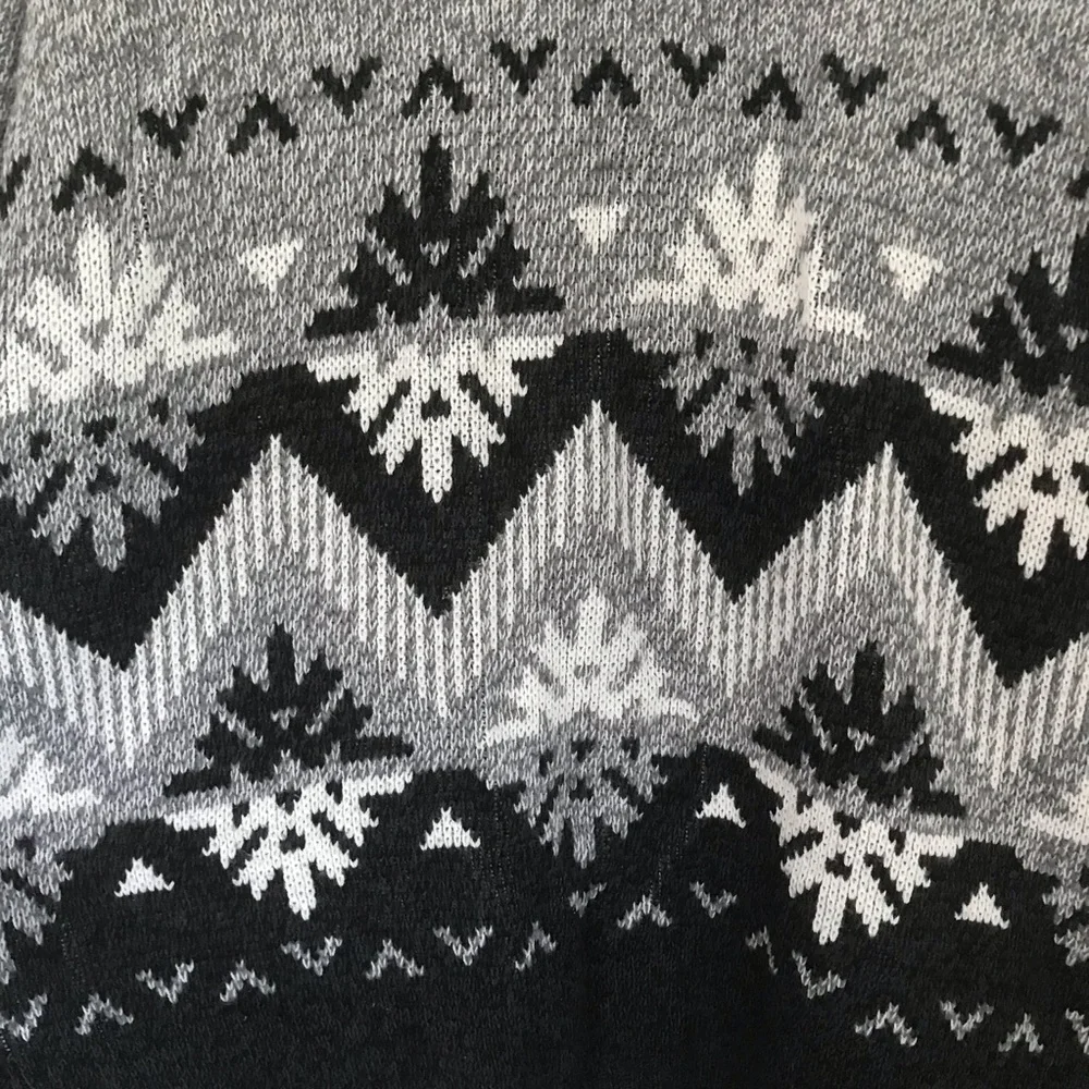 Botany Bay Traders Sz XL Knit Oversized Button Up V Neckline Winter Snowflake - Picture 8 of 10